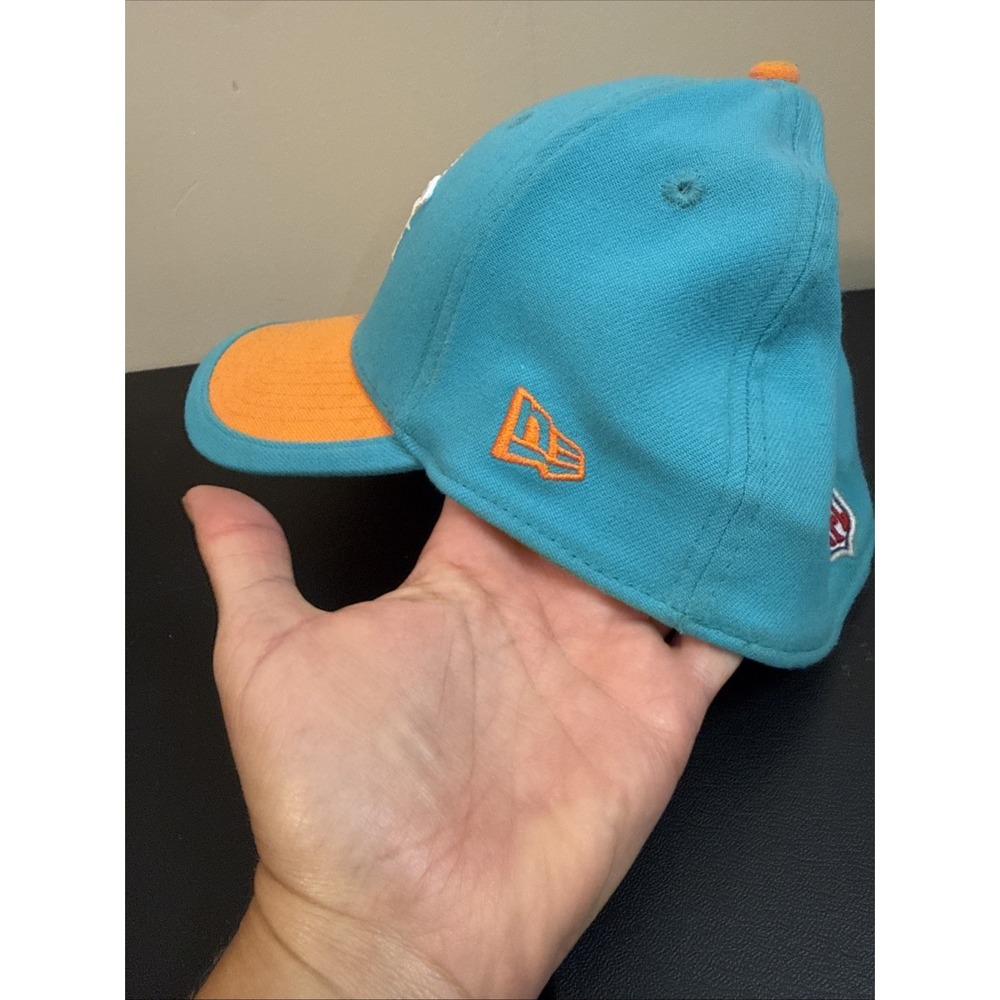 New Era NFL MIAMI DOLPHINS 39Thirty Med/Large Stretch Fitted Cap Hat. - Picture 2 of 5